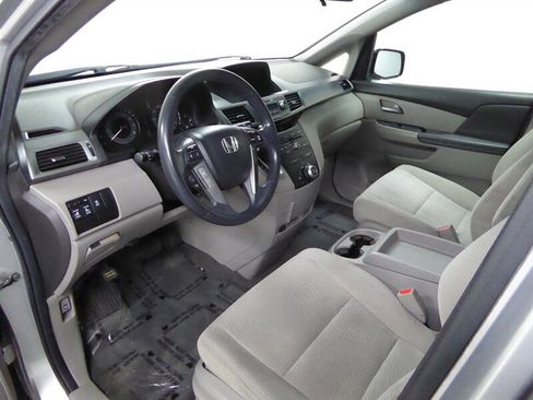 Used 2012 Honda Odyssey EX image 17