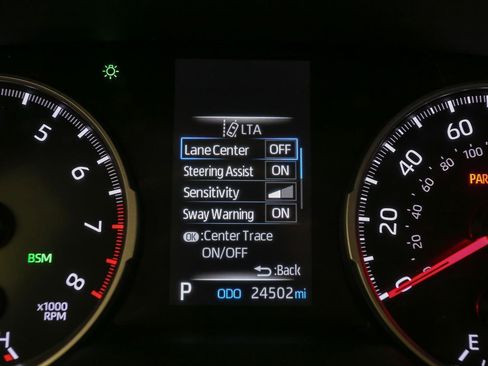 Used 2022 Toyota RAV4 XLE w/ XLE Grade Weather Package AWD/4WD image 37