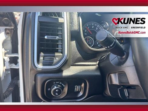 Used 2024 RAM 2500 Big Horn w/ Bed Utility Group AWD/4WD image 30
