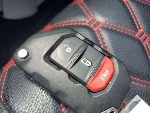 Used 2018 Jeep Wrangler Sport AWD/4WD image 29