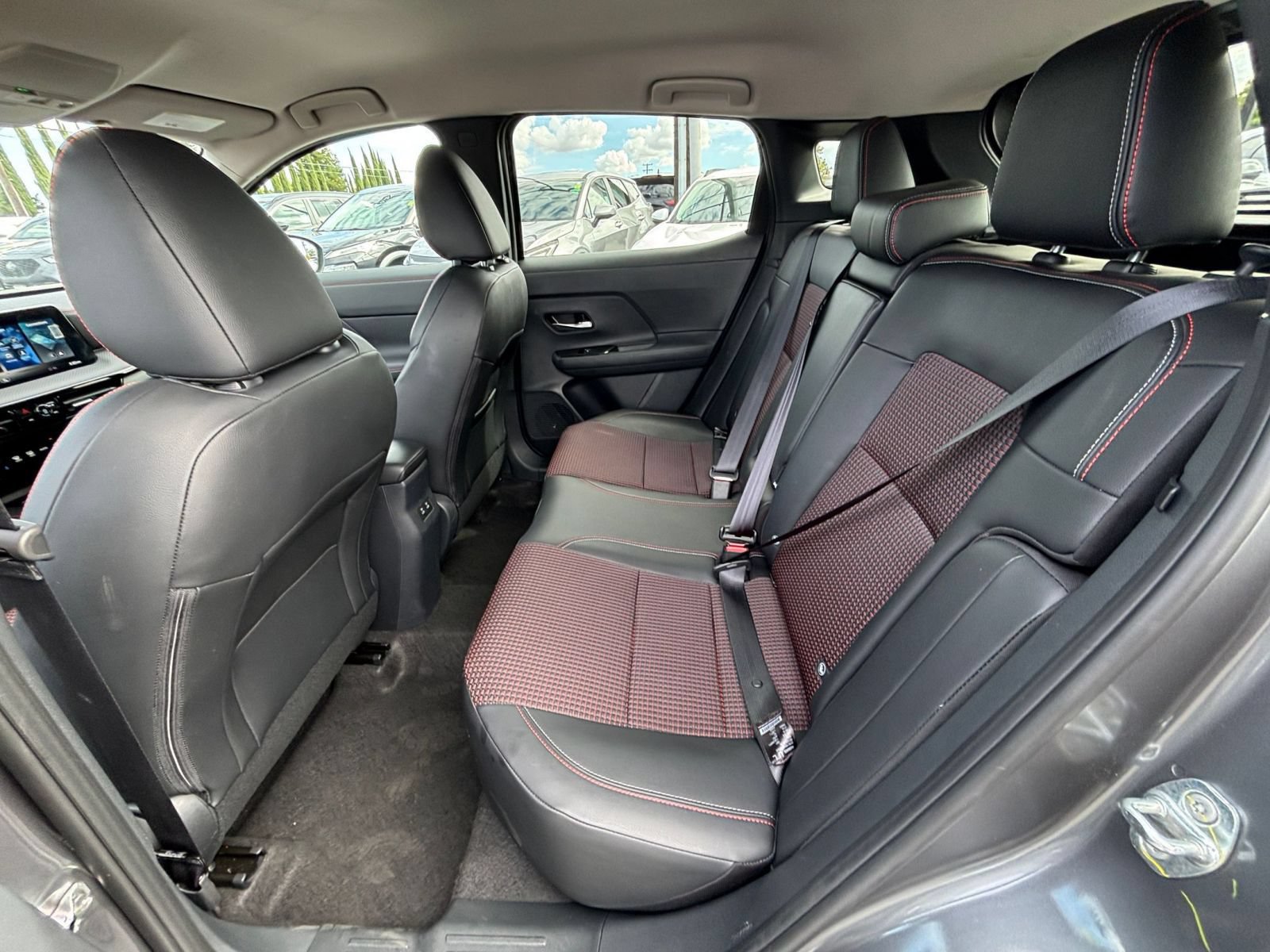 Used 2026 Nissan Kicks SR AWD/4WD image 24