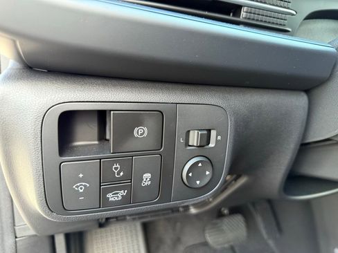 New 2025 Hyundai Ioniq 6 SE image 24