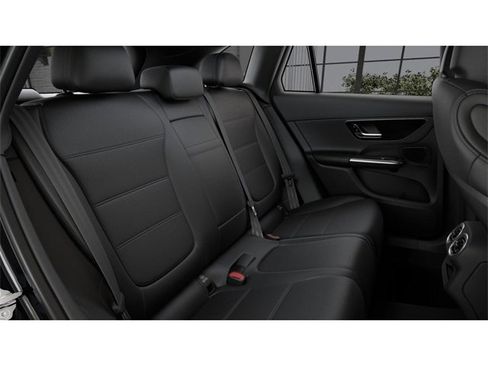 New 2026 Mercedes-Benz GLC 300 4MATIC image 5