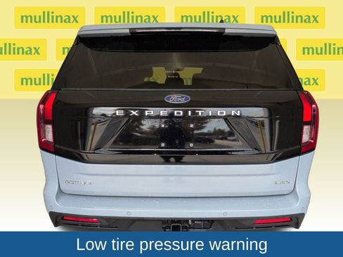 Used 2025 Ford Expedition Max Active image 37