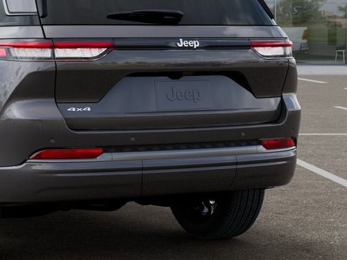 New 2026 Jeep Grand Cherokee Limited AWD/4WD image 39