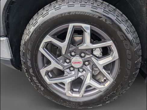 Used 2026 GMC Sierra 1500 SLT w/ SLT Premium Package AWD/4WD image 24