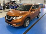 Used 2019 Nissan Rogue SV image 3