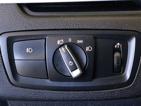 Used 2019 BMW X2 sDrive28i image 34