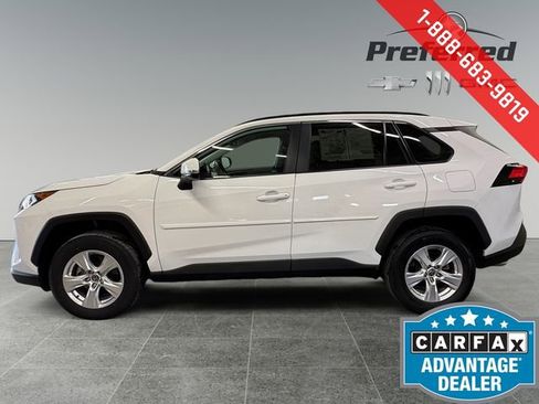 Used 2021 Toyota RAV4 XLE w/ Convenience Package image 10