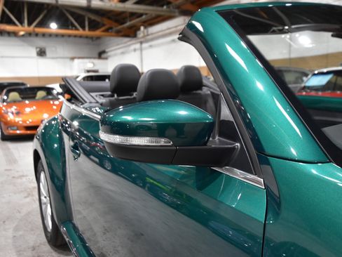 Used 2018 Volkswagen Beetle 2.0T image 51