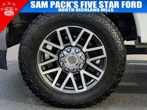 Used 2019 Ford F250 Lariat w/ Lariat Value Package image 19