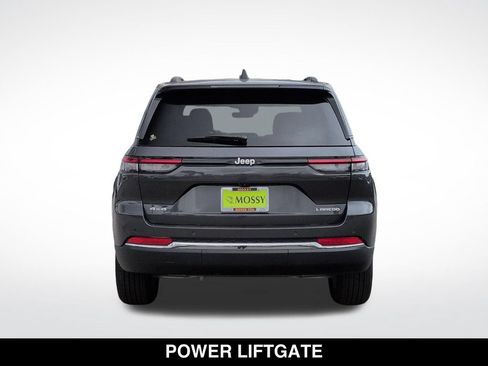 Used 2025 Jeep Grand Cherokee Laredo X w/ Luxury Tech Group I AWD/4WD image 8