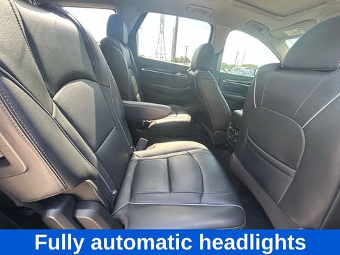 Used 2021 Buick Enclave Avenir w/ Avenir Technology Package FWD image 41
