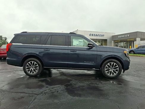 New 2025 Ford Expedition Max Platinum image 8
