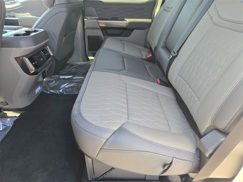 New 2026 Ford F250 Platinum w/ Platinum Plus Package image 9
