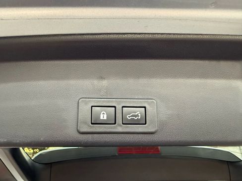 Used 2024 Subaru Ascent Limited w/ Technology Package AWD/4WD image 37