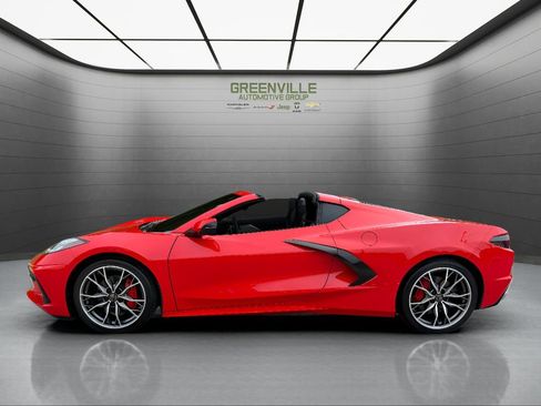 Used 2023 Chevrolet Corvette Stingray Preferred Cpe w/ 2LT RWD image 2