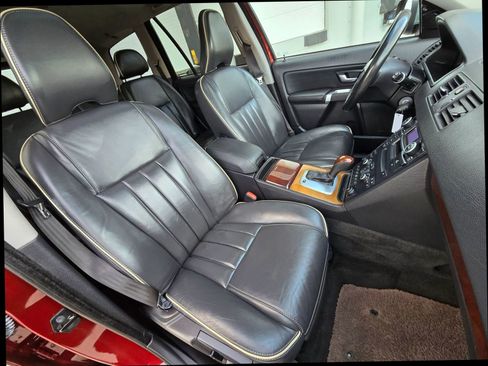 Used 2013 Volvo XC90 3.2 image 25