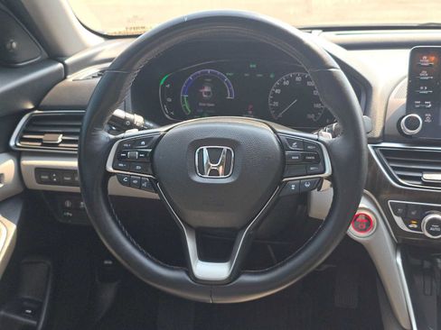 Used 2019 Honda Accord Touring image 19