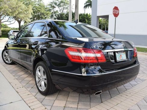 Used 2011 Mercedes-Benz E 350 4MATIC Sedan image 5