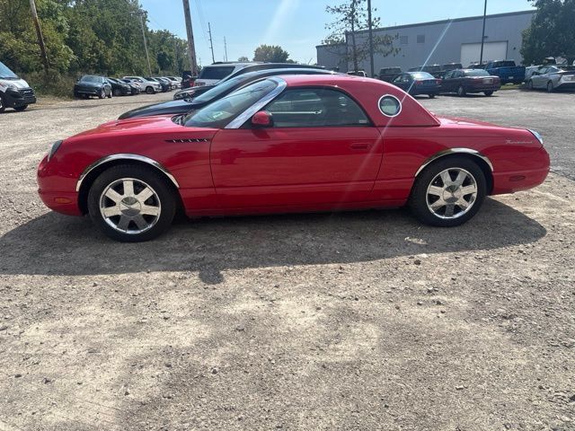 Used 2002 Ford Thunderbird RWD image 3