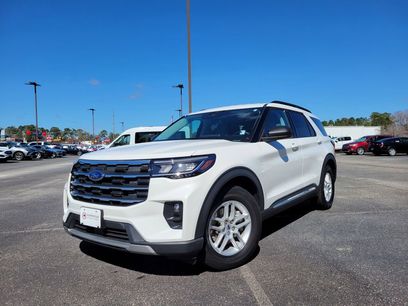 Certified 2025 Ford Explorer Active w/ Active Comfort Package