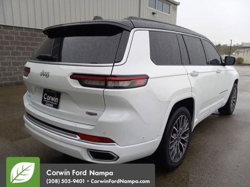 Used 2024 Jeep Grand Cherokee L Summit image 3