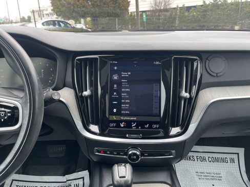 Used 2021 Volvo V60 T5 Cross Country w/ Climate Package AWD/4WD image 23