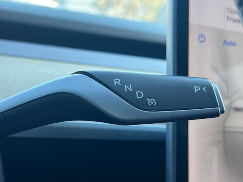 Used 2018 Tesla Model 3 Long Range RWD image 21