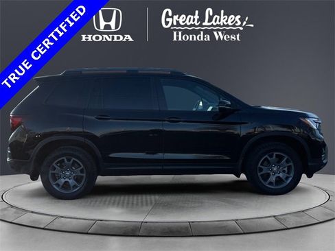 Certified 2025 Honda Passport TrailSport image 6