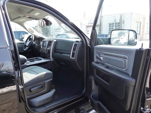 Used 2022 RAM 1500 Classic SLT w/ Electronics Convenience Group image 33