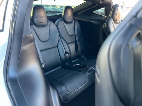 Used 2022 Tesla Model X image 26
