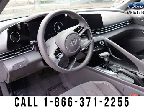 Used 2024 Hyundai Elantra SEL image 8