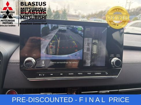 Used 2023 Mitsubishi Outlander 4WD Plug-In Hybrid image 28