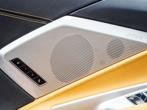 Used 2022 Chevrolet Corvette Stingray Preferred Conv w/ 2LT image 41