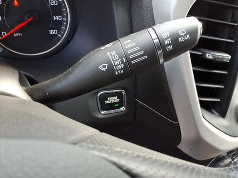 Certified 2023 GMC Acadia SLE image 21