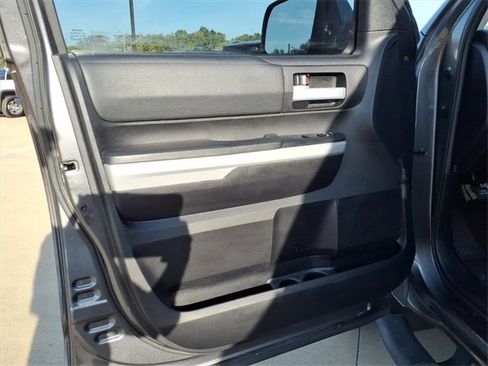Used 2020 Toyota Tundra SR5 image 21