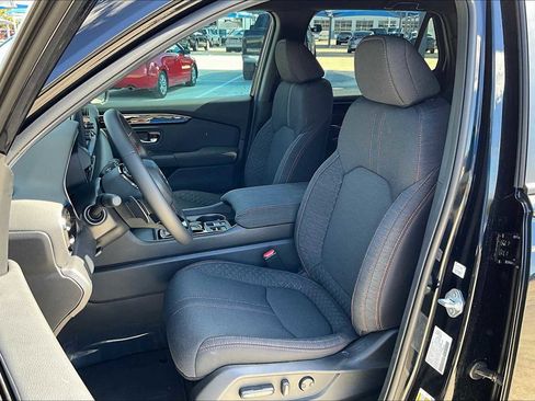 New 2025 Honda Pilot Sport image 9