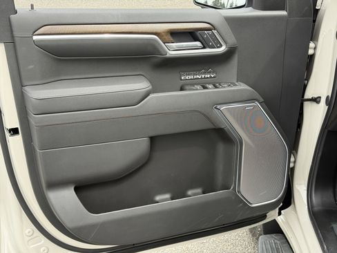 New 2026 Chevrolet Silverado 1500 High Country w/ Technology Package image 9