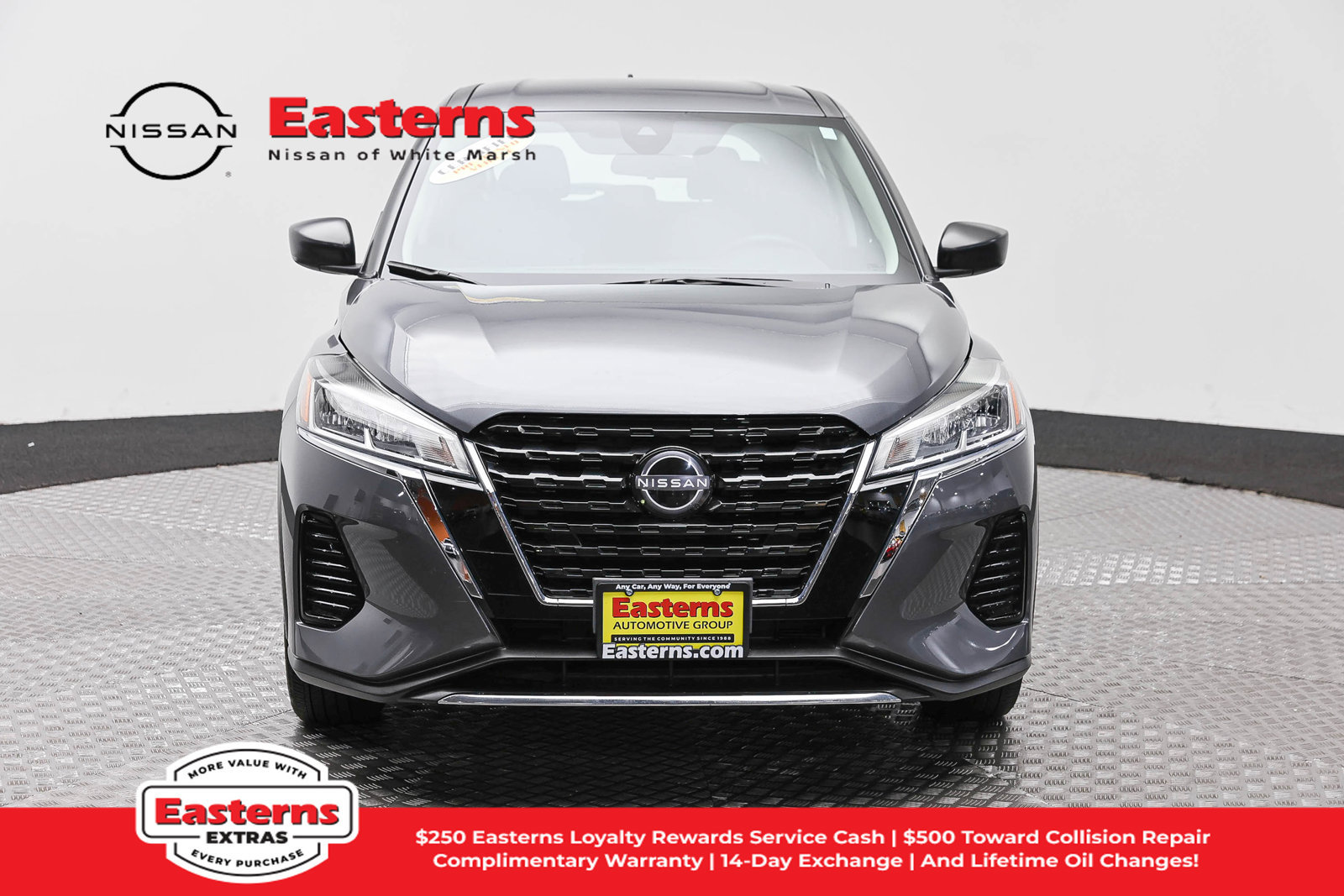 Used 2024 Nissan Kicks S FWD image 2
