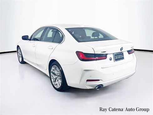Used 2025 BMW 330i xDrive Sedan w/ Premium Package image 5