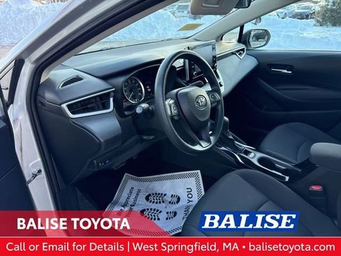 Used 2020 Toyota Corolla LE image 23