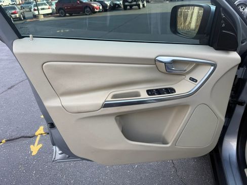 Used 2013 Volvo XC60 3.2 image 10