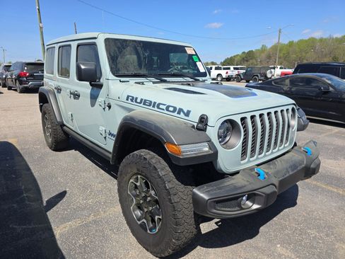 Used 2023 Jeep Wrangler Unlimited Rubicon 4xe image 3