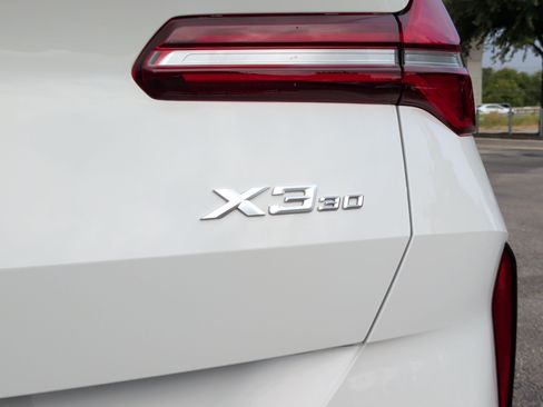 Used 2026 BMW X3 xDrive30i w/ M Sport Package AWD/4WD image 11