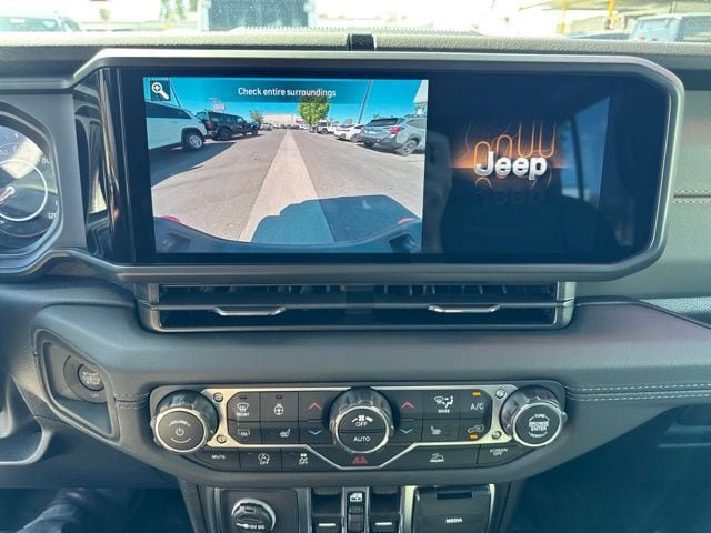 New 2026 Jeep Gladiator Mojave AWD/4WD image 13