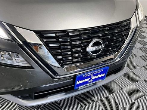 Used 2023 Nissan Rogue SV AWD/4WD image 32
