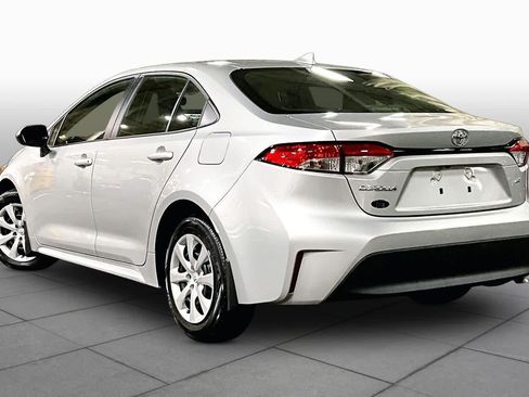 Used 2024 Toyota Corolla LE FWD image 12