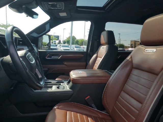 Used 2024 GMC Sierra 2500 Denali Ultimate w/ Max Trailering Package AWD/4WD image 16