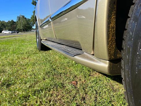 Used 2004 INFINITI QX56 4WD w/ Smart Vision Pkg image 18